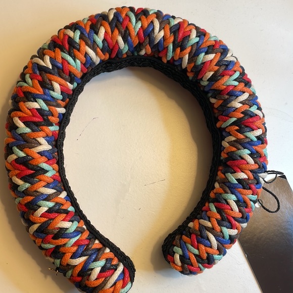 NWT CUCKOO B
Ana headpiece woven rainbow colorful oversized headband - Picture 9 of 12